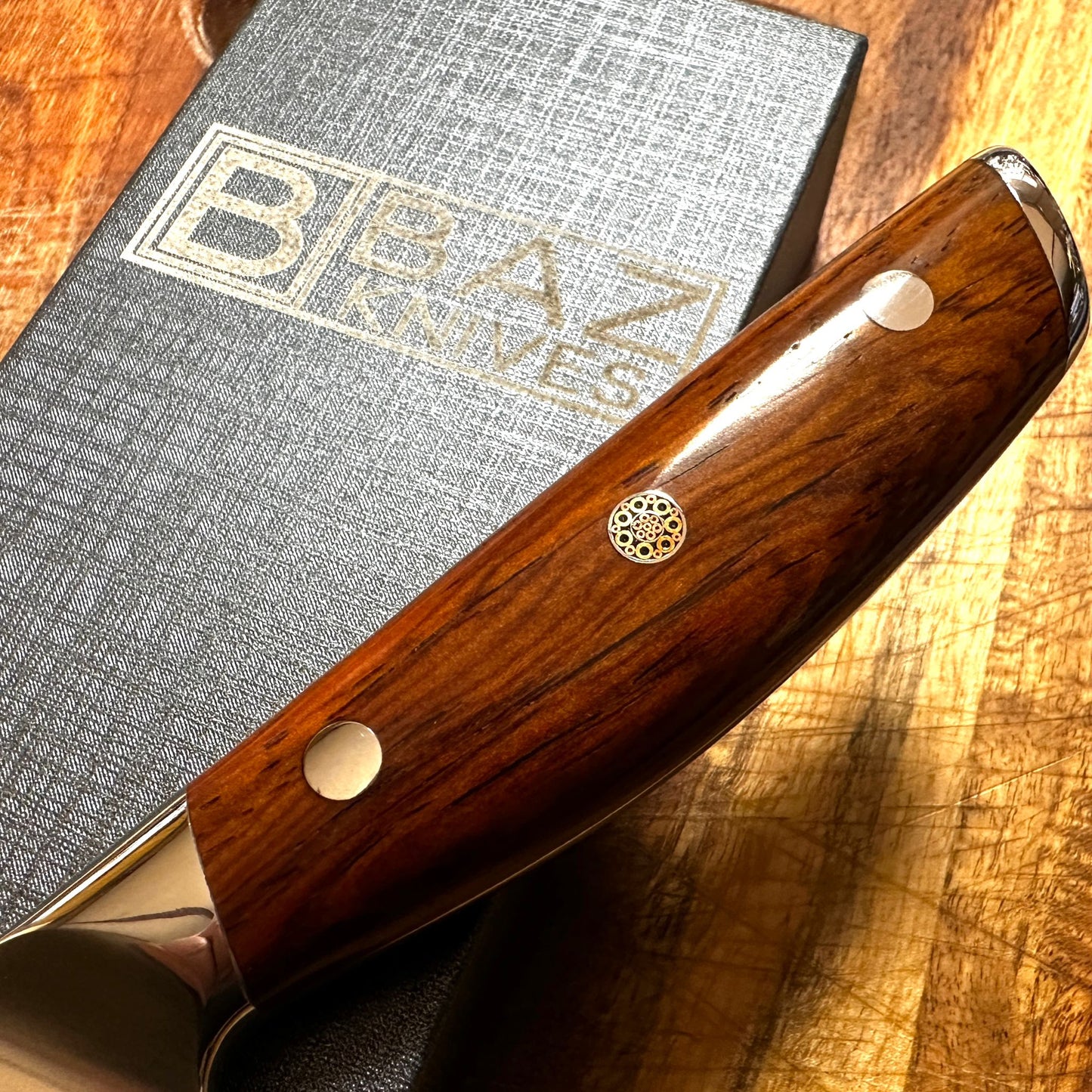 The BAZ™ Chef Knife VG-10 Damascus RW212