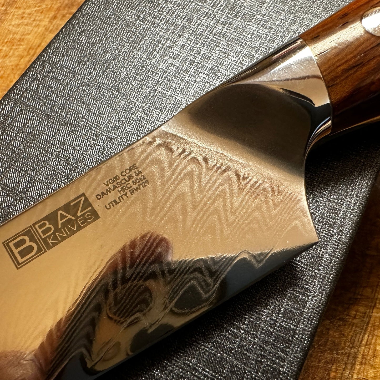The Mini BAZ™ 5" Utility Knife: VG-10 + Damascus with Rosewood Handle [RW129]